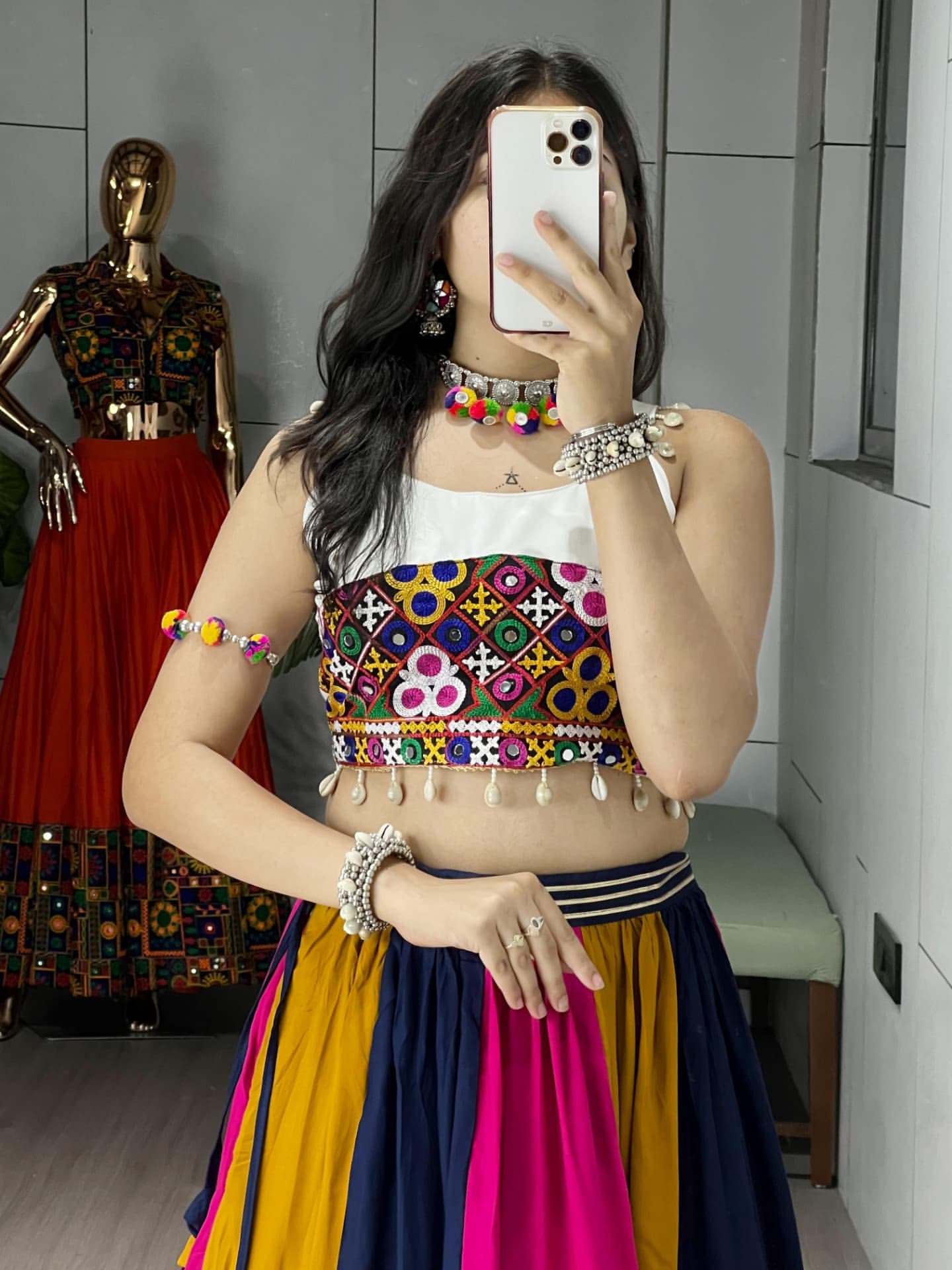 Ethnic Women Lehenga with Kediya Set